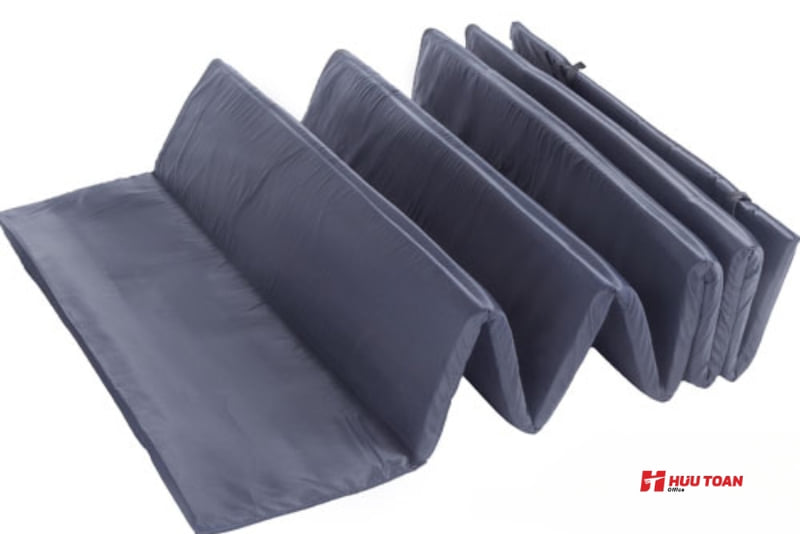 Tấm lót ngủ trưa văn phòng trải phẳng