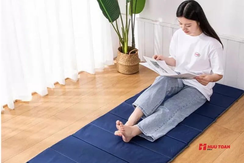 Tấm lót ngủ văn phòng